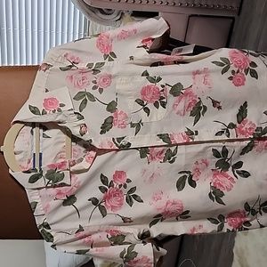 Old Navy Everyday Shirt Rose Print, Size S